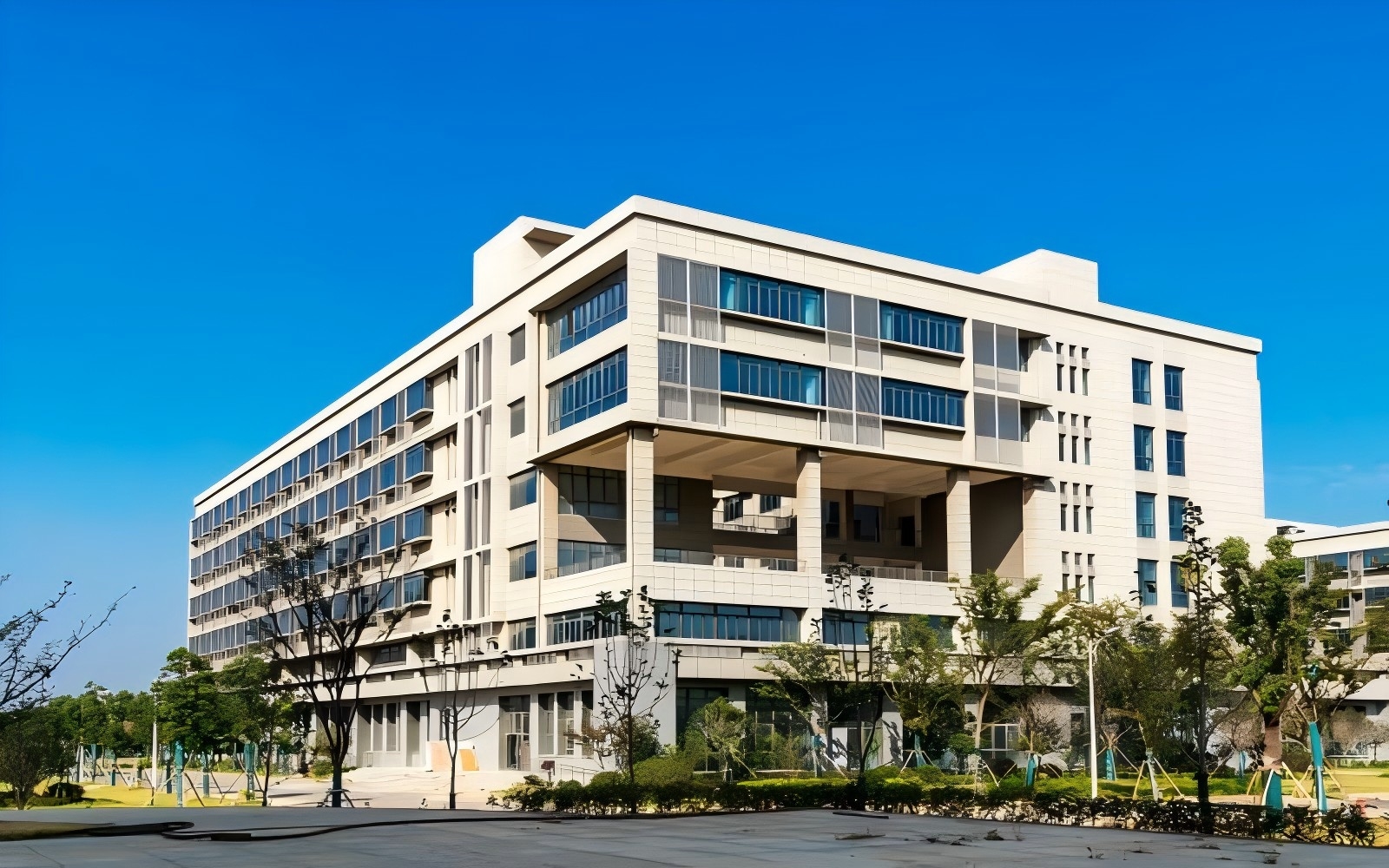 梦马考研,梦马强哥,b站up犹如雨下,用简单语言讲复杂电路！