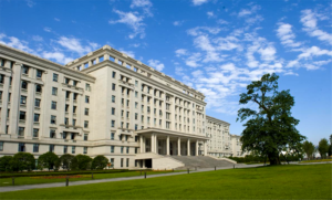 省内工科第一985，专硕最低325分就能捡漏？成都电子科技大学815-电气考研